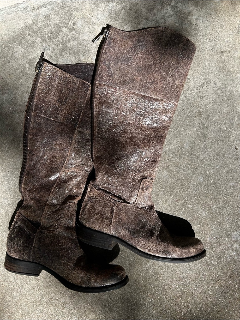 Steve Madden distressed cocoa brown leather boots